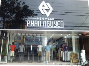 Mẫu biển hiệu quảng cáo shop thời trang Phan Nguyen