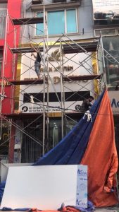 vệ sinh biển hiệu quảng cáo