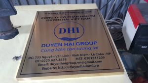 làm biển hiệu tại Linh đông