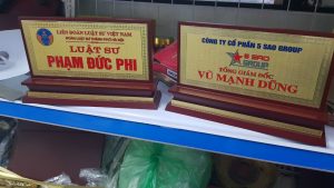 làm biển hiệu tại Linh đông