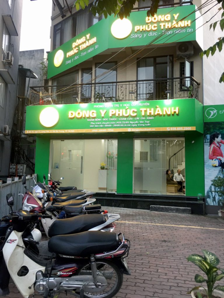 Mẫu biển phòng khám Đông Y