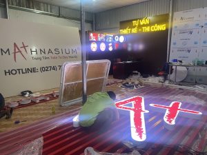 thiết kế biển quảng cáo